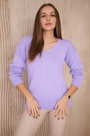 Džemperis V formos iškirpte violetinės spalvos