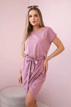 Surišta suknelė su vokeliu apačioje tamsiai rožinė