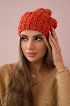 Vilnonė kepurė Iwona K221 red