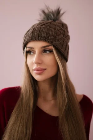 Vilnonė pūkinė kepuraitė K226 mocca