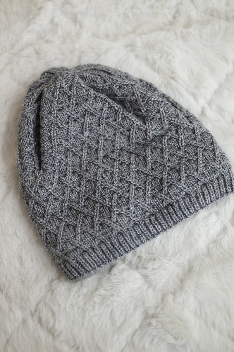 K204 tamsiai pilka vilnonė languota kepurė - Image 3