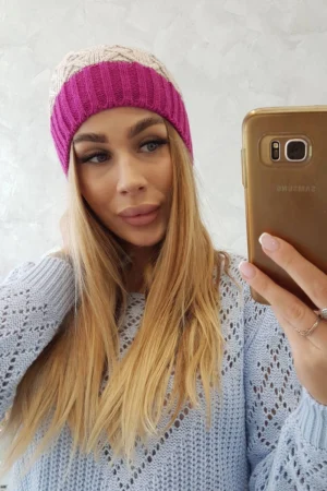 Bibiana vilnonė kepurė K264 šviesiai violetinė+šviesiai smėlio spalvos