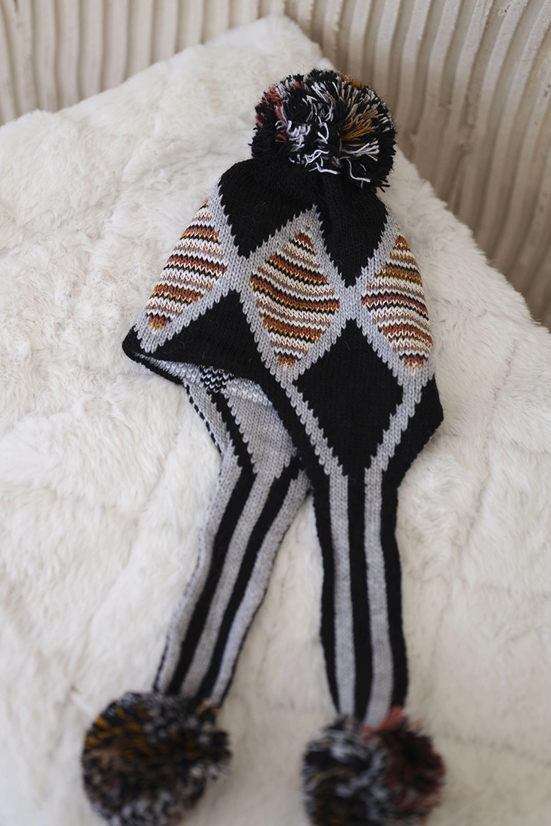 Moteriški ausinukai Eunika K322 black+grey - Image 3