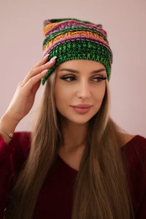 Patrycja vilnonė kepurė K254 purpurinė+žalia neoninė