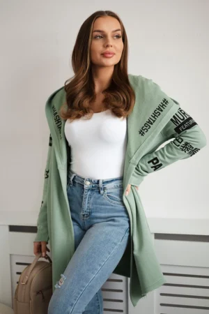 Šviesiai mėtų spalvos pelerina su užrašu