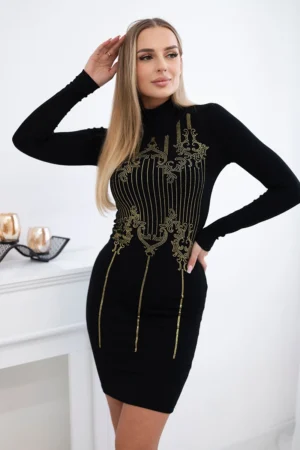Megzta suknelė su auksiniu kubiniu cirkonio raštu juodas