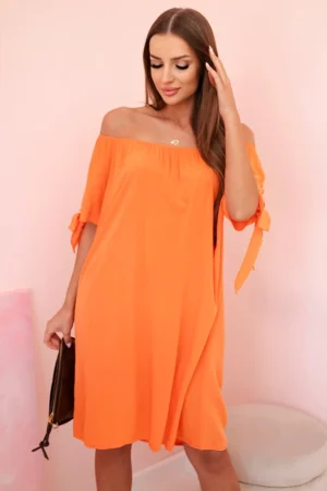 Moteriška viskozinė suknelė su raišteliais ant rankovių oranžinė