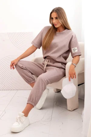 Moteriškas viskozės komplektas trumpomis rankovėmis ir kelnėmis smėlio spalvos melanžas