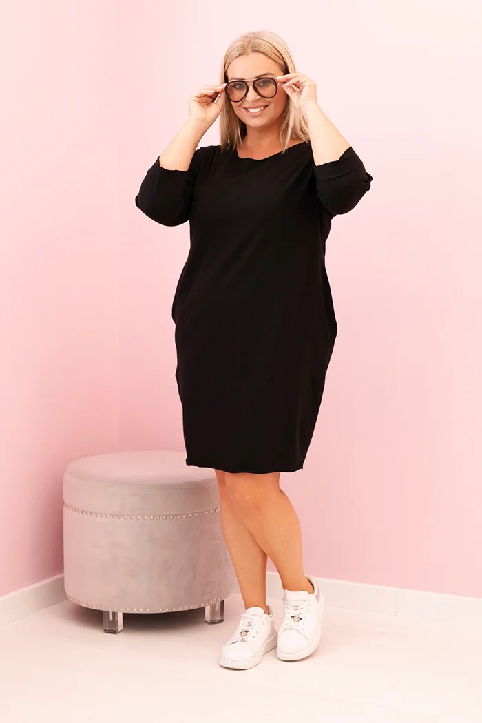 Moteriška suknelė Plus Size su medvilne tiesaus kirpimo ir 3/4 ilgio rankovėmis juoda - Image 2