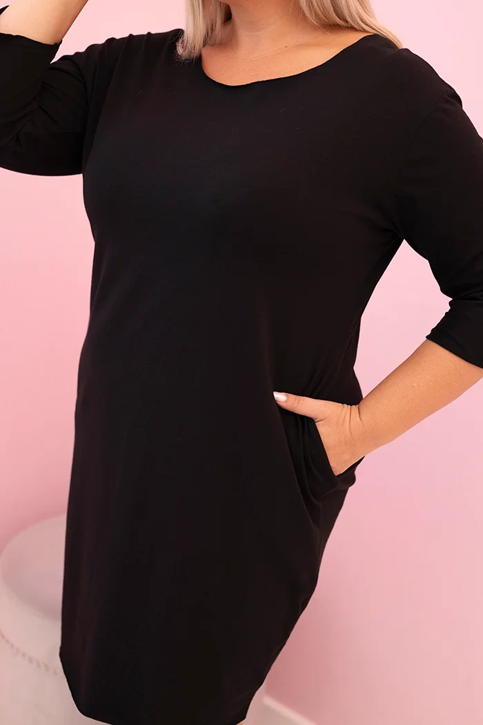 Moteriška suknelė Plus Size su medvilne tiesaus kirpimo ir 3/4 ilgio rankovėmis juoda - Image 4