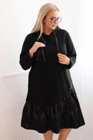 Moteriška Plus Size medvilninė suknelė su gobtuvu ir volanu juoda