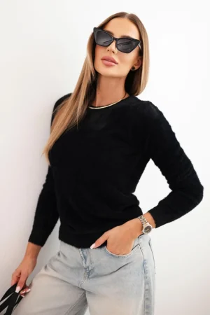 Moteriškas alpakos megztinis su apvaliu iškirpimu juodas