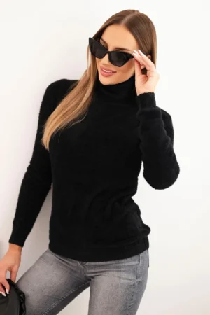 Moteriškas alpakos megztinis su aukšta apykakle juodas