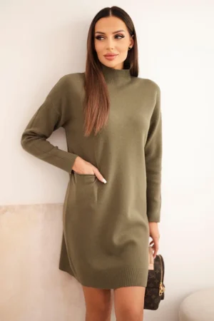 Moteriška megztinė su apykakle ir kišene khaki