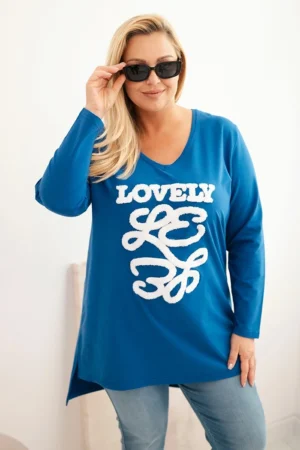 Moteriška Plus Size medvilninė bluzonė su užrašu ir V formos iškirpte chabrova